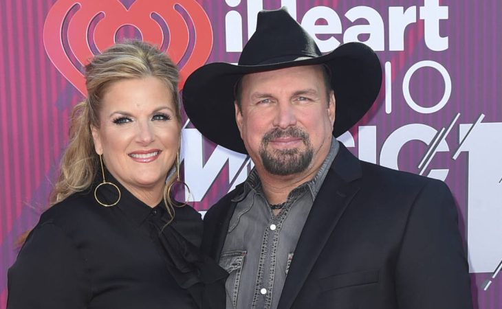 Garth Brooks and Trisha Yearwood’s new Nashville bar serves their wedding cake