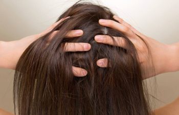 This Is Why Your Scalp Hurts When Your Hair Is Dirty