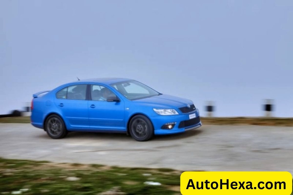 Skoda Laura Deep Sea Blue